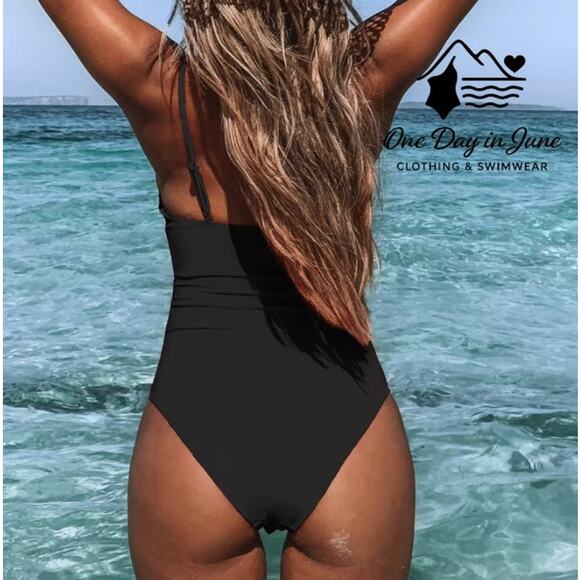 Cupshe V Neck Tummy Control One Piece Swimsuit Size XL - Picture 2 of 7